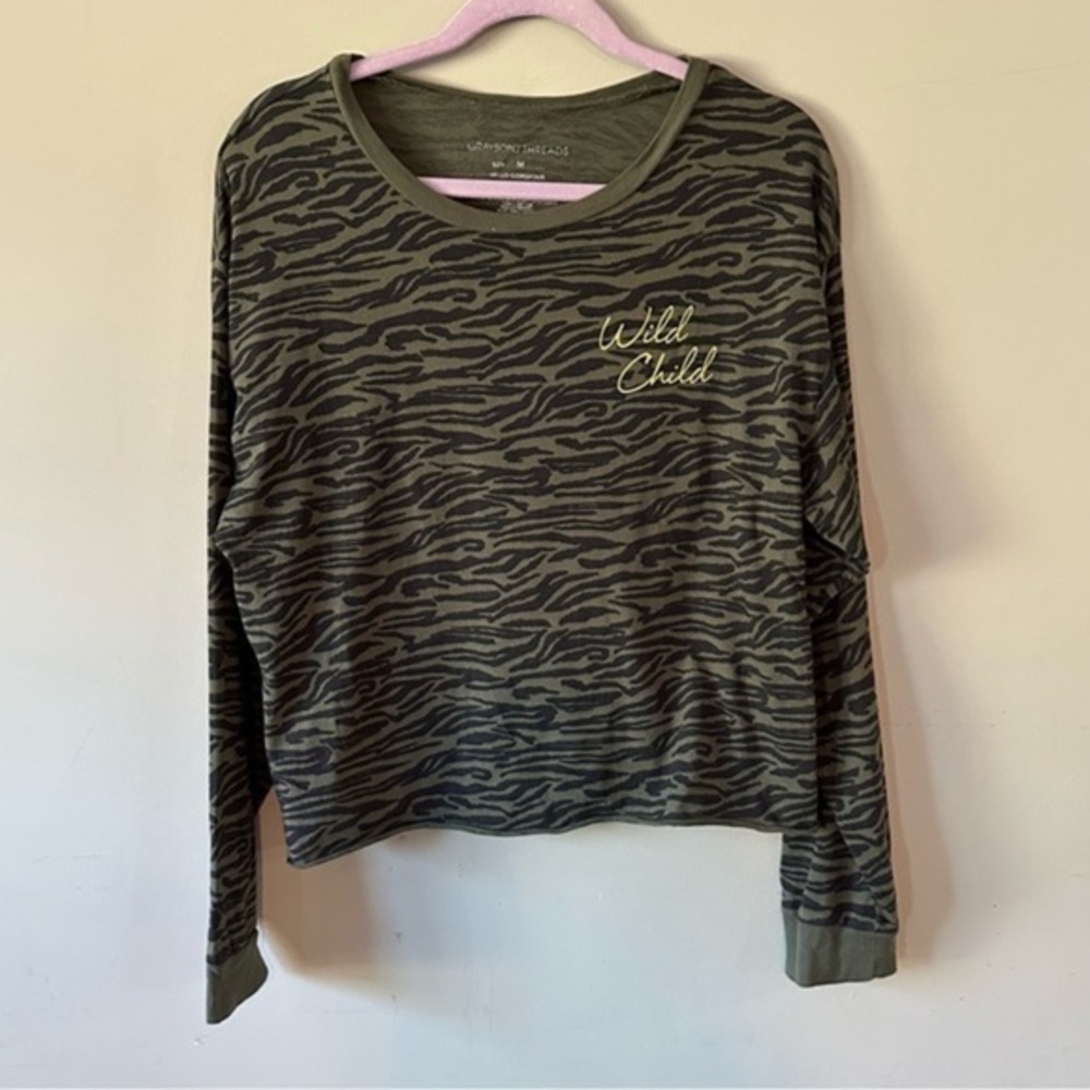 🔴NWOT Green tiger print wild child long sleeve top SIZE MEDIUM